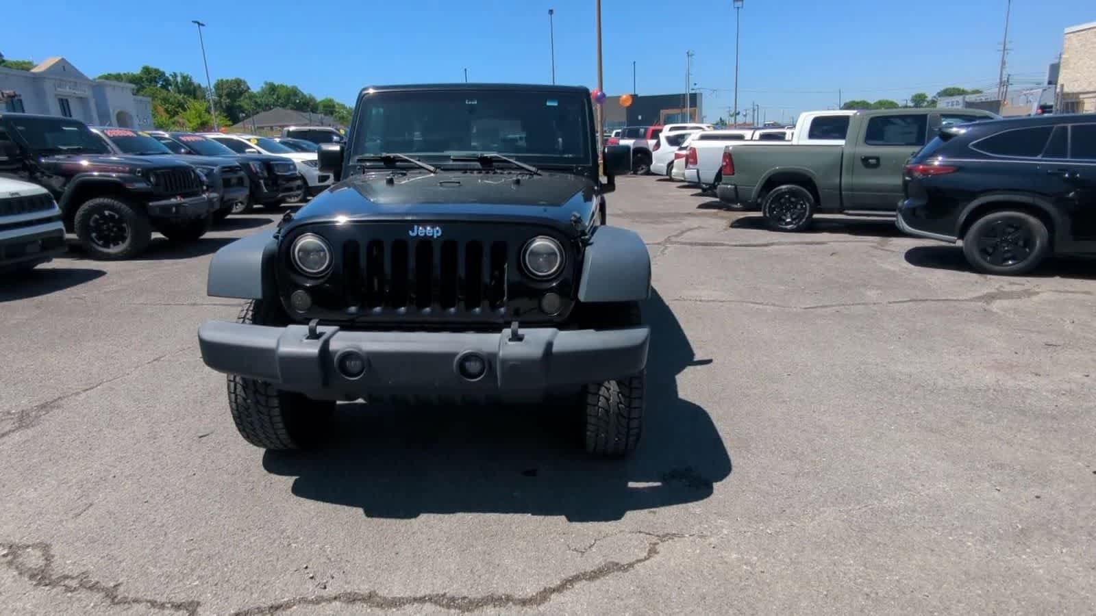 Used 2017 Jeep Wrangler Unlimited Sport w/ Connectivity Group AWD/4WD image 3