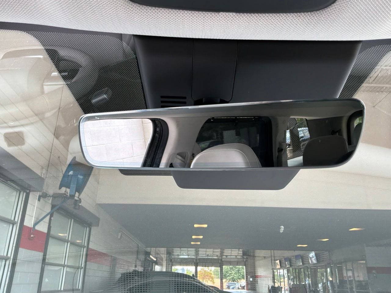 Used 2026 Hyundai Palisade SEL FWD image 25