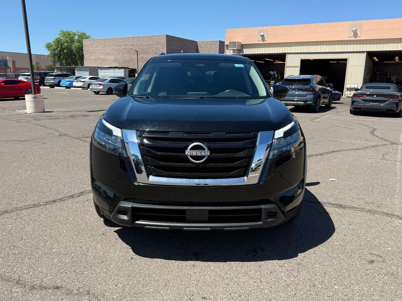 Certified 2025 Nissan Pathfinder SV image 2