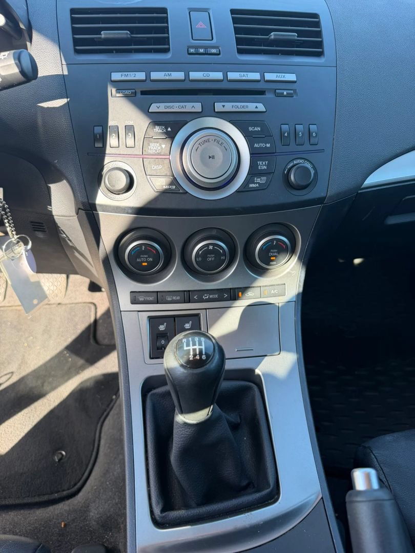 Used 2010 MAZDA MAZDA3 s Grand Touring FWD image 26