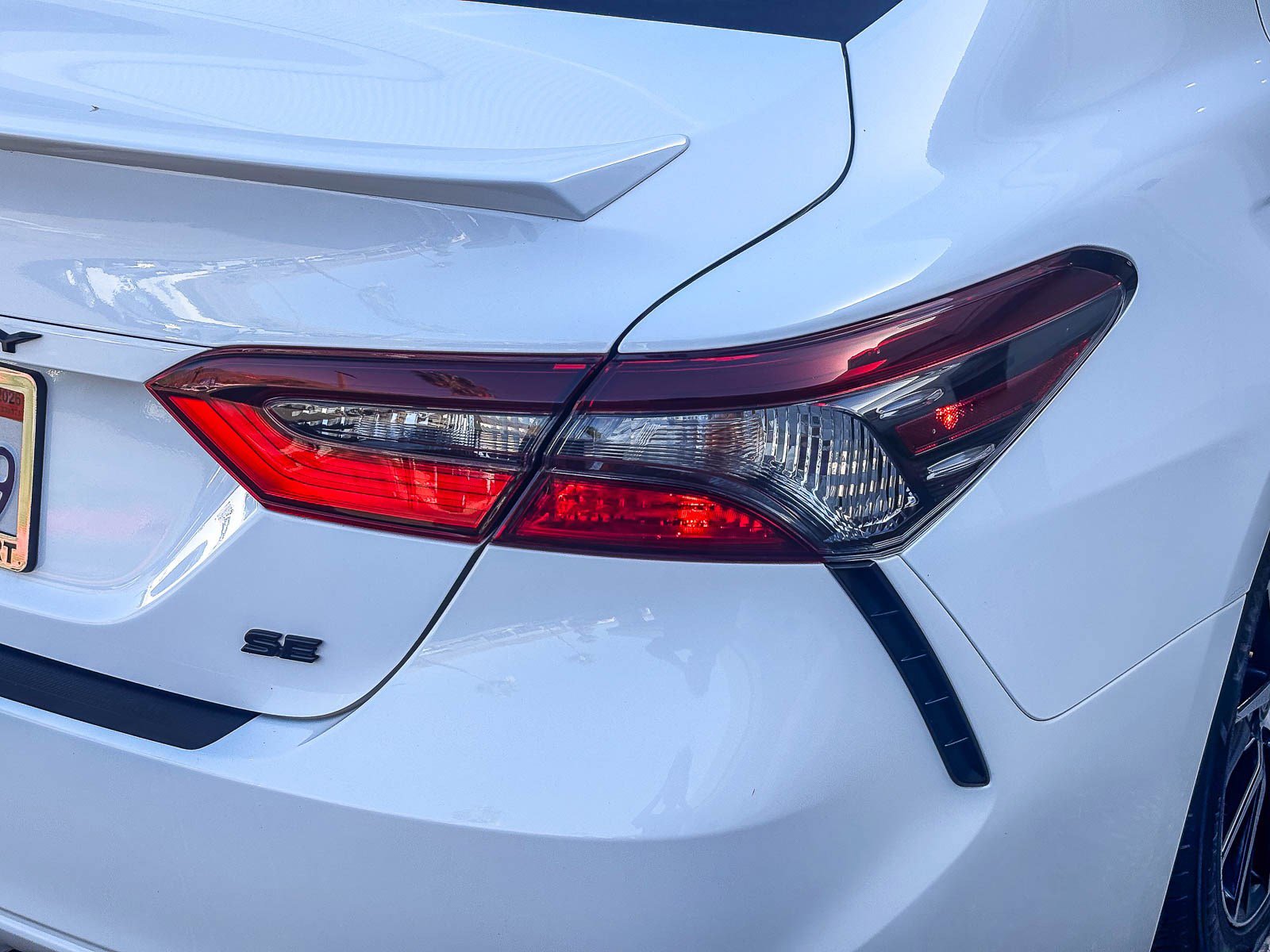 Used 2023 Toyota Camry SE w/ Convenience Package FWD image 8