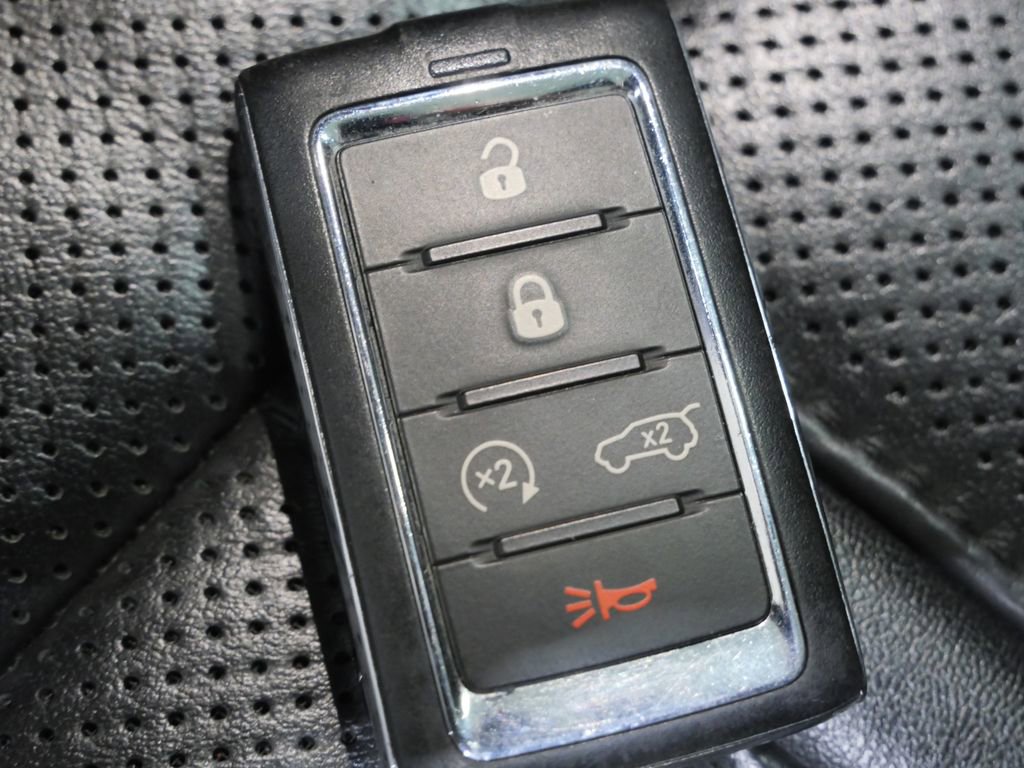 Used 2023 Jeep Wagoneer Series II image 30