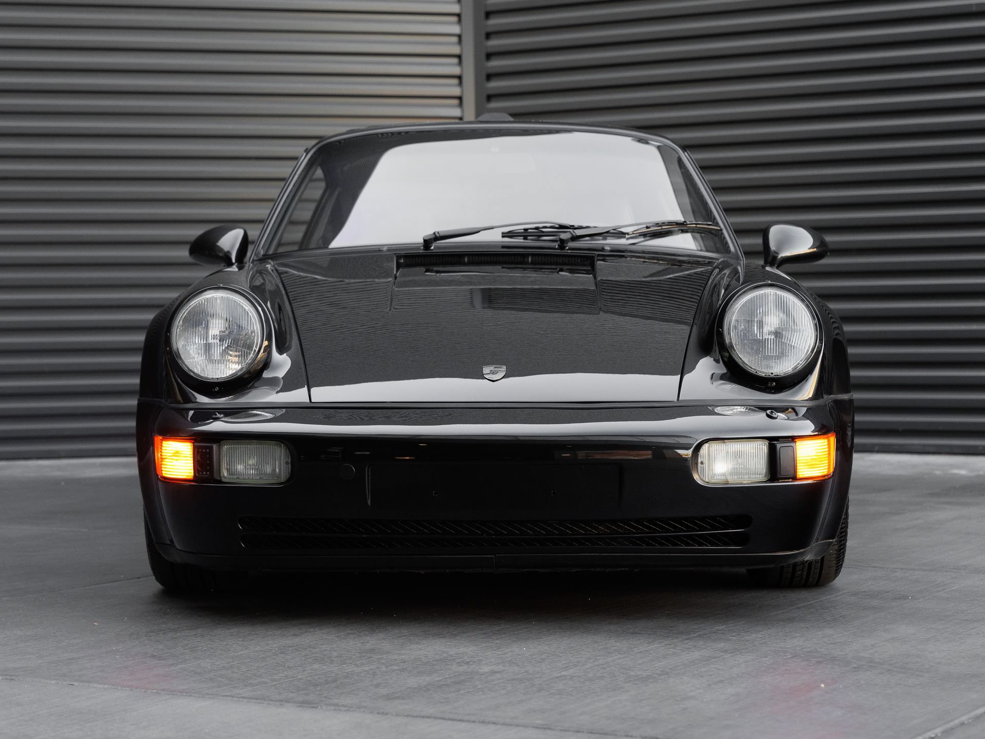 Used 1992 Porsche 911 Turbo RWD image 10