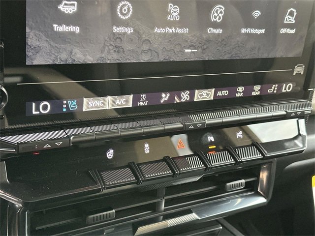 New 2026 GMC Hummer EV SUV image 12