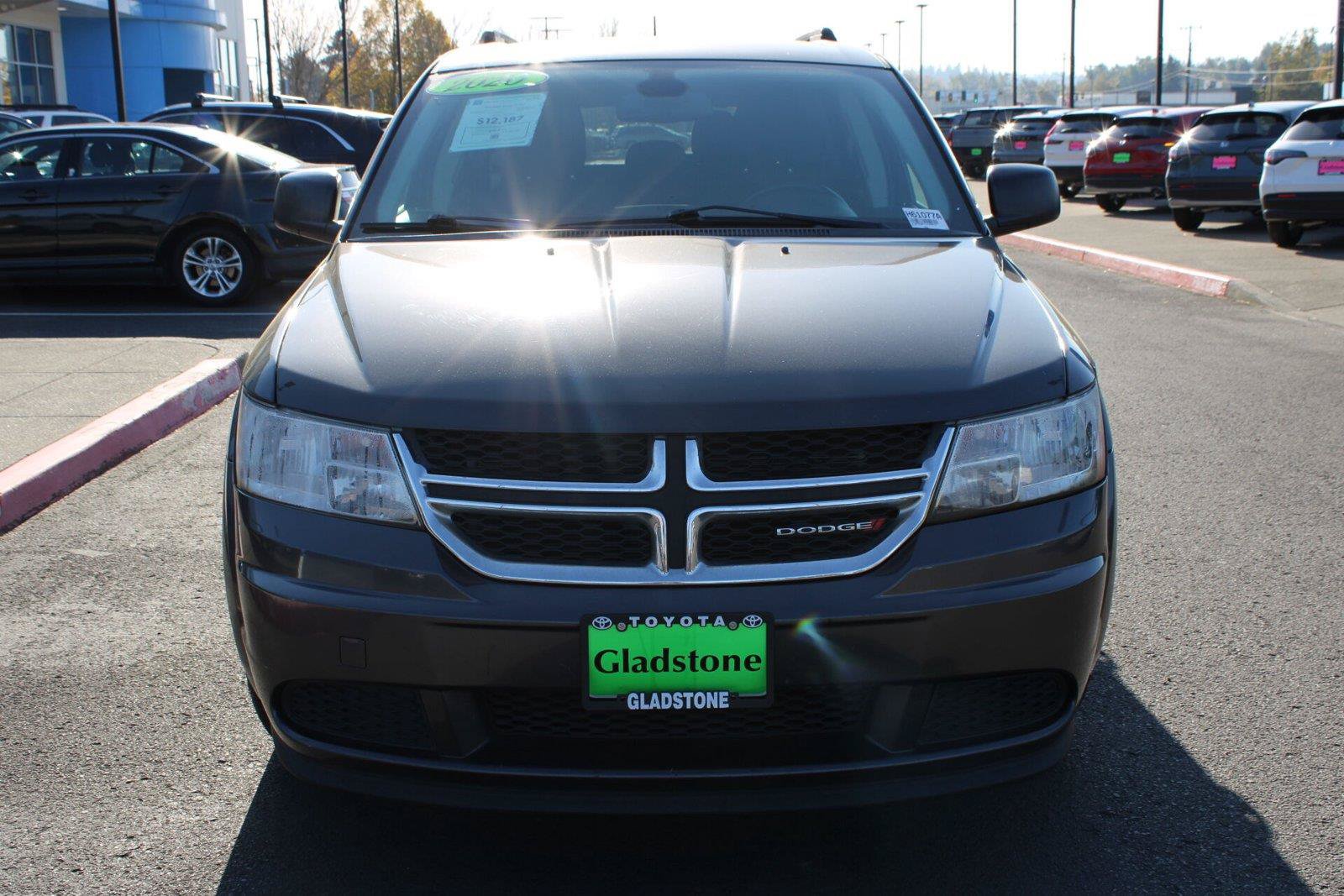 Used 2020 Dodge Journey SE w/ SE Popular Equipment Group FWD image 8