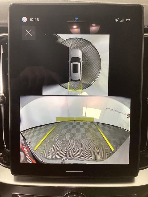 New 2026 Volvo XC90 B6 Ultra w/ Protection Package image 25