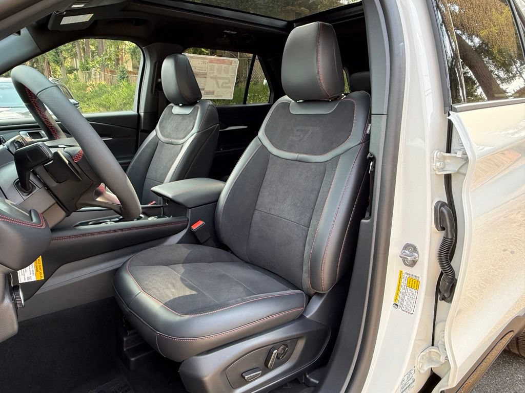 New 2026 Ford Explorer ST w/ Sun And Sound Package AWD/4WD image 21