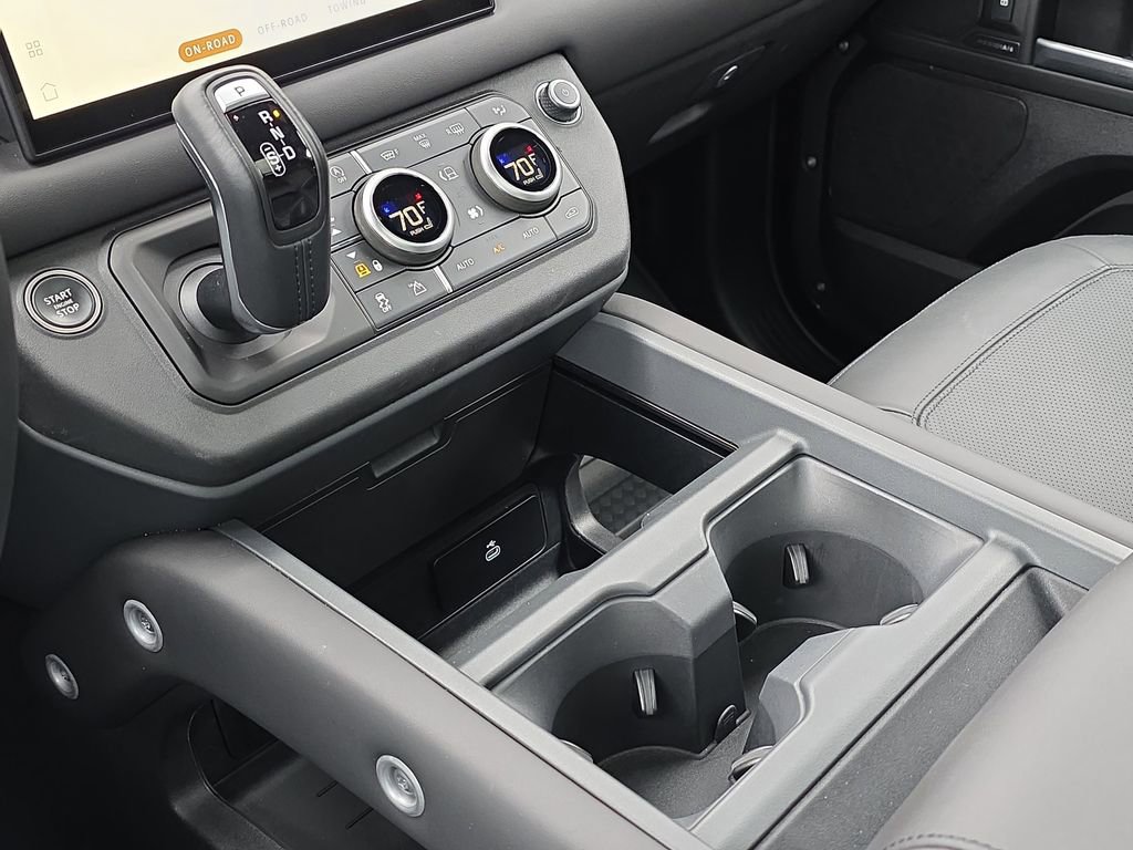 Certified 2025 Land Rover Defender 110 S AWD/4WD image 24