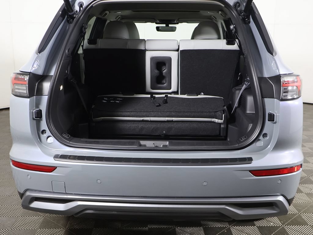 New 2026 Mitsubishi Outlander SE FWD image 18