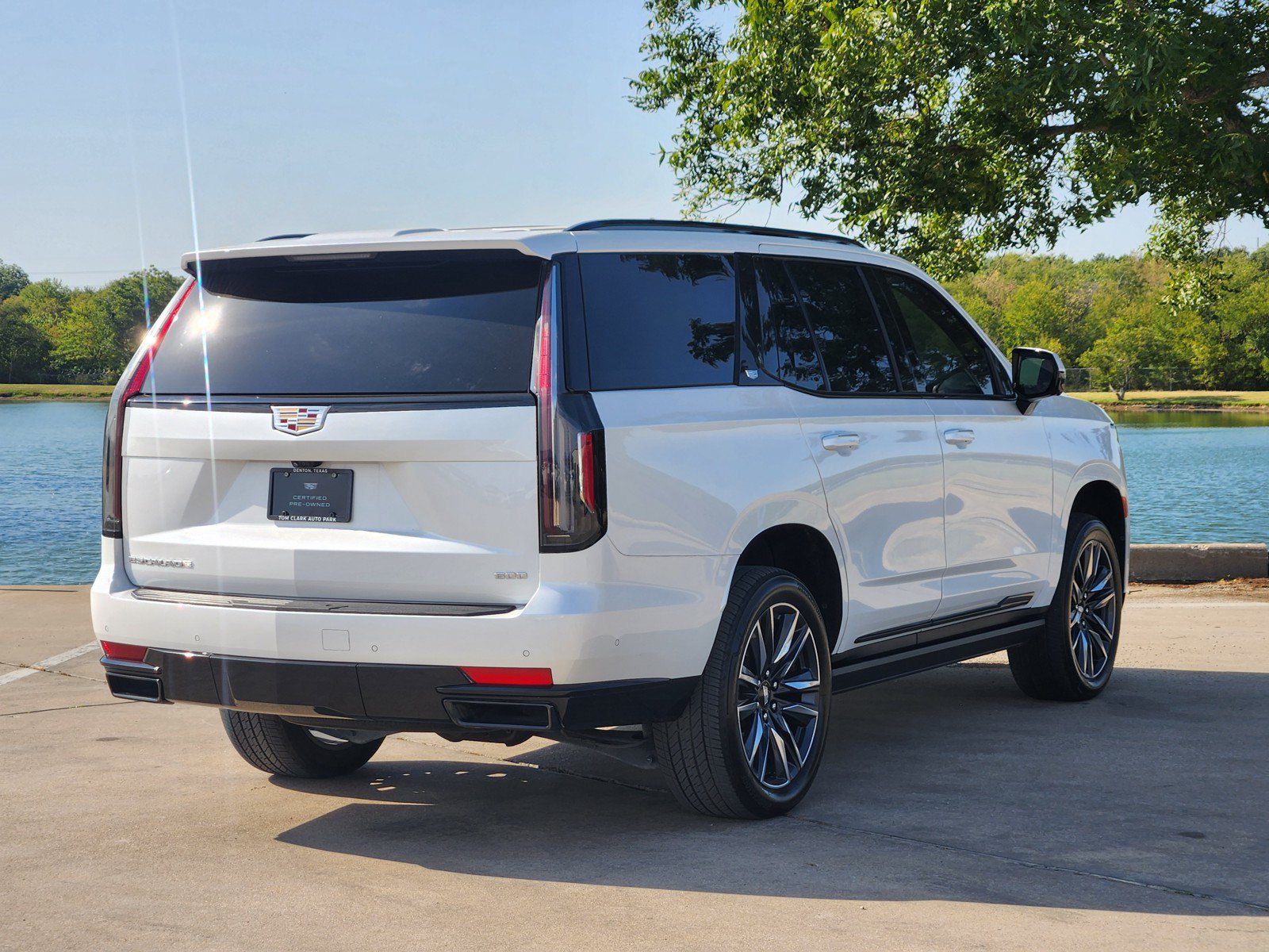 Certified 2024 Cadillac Escalade Sport w/ Touring Package AWD/4WD image 5