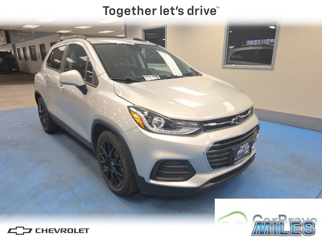 Certified 2022 Chevrolet Trax LT w/ Driver Confidence Package FWD image 1