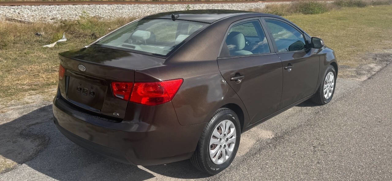 Used 2011 Kia Forte EX image 4