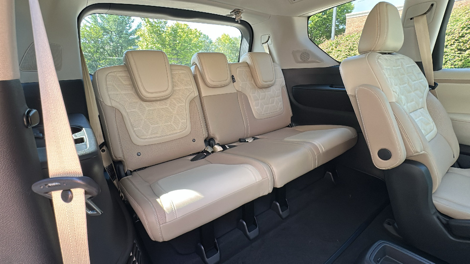 New 2026 Nissan Armada Platinum Reserve AWD/4WD image 11
