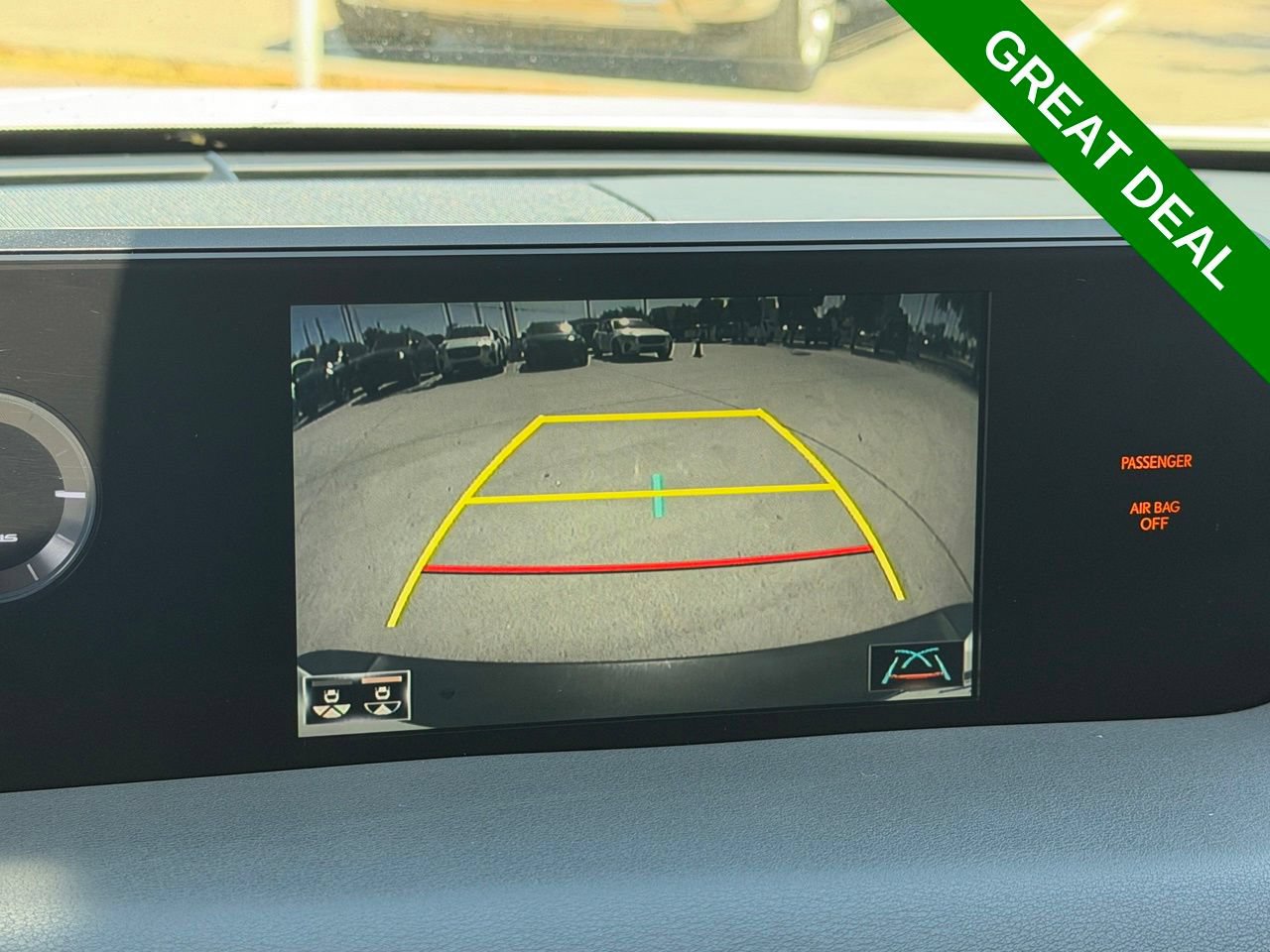 Used 2019 Lexus UX 200 F Sport w/ F Sport Premium Package FWD image 27