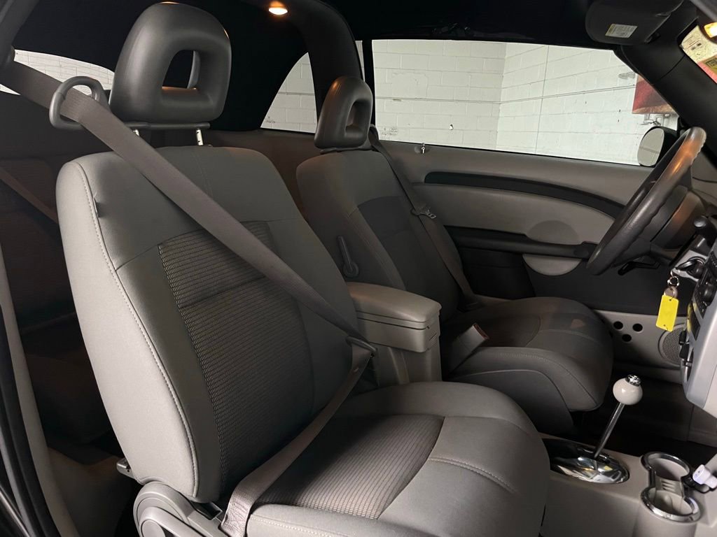 Used 2007 Chrysler PT Cruiser Convertible w/ Spring Special Group image 23