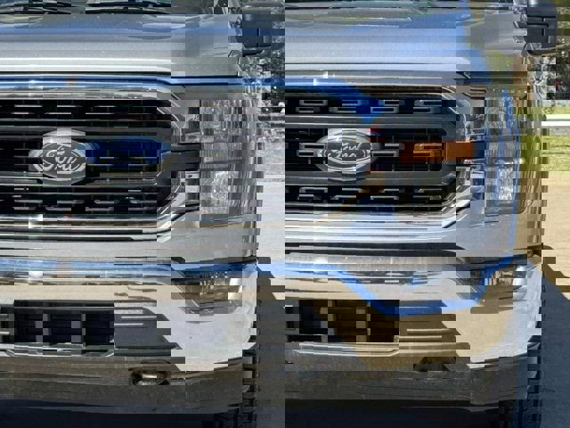 Used 2023 Ford F150 XLT w/ Trailer Tow Package image 10