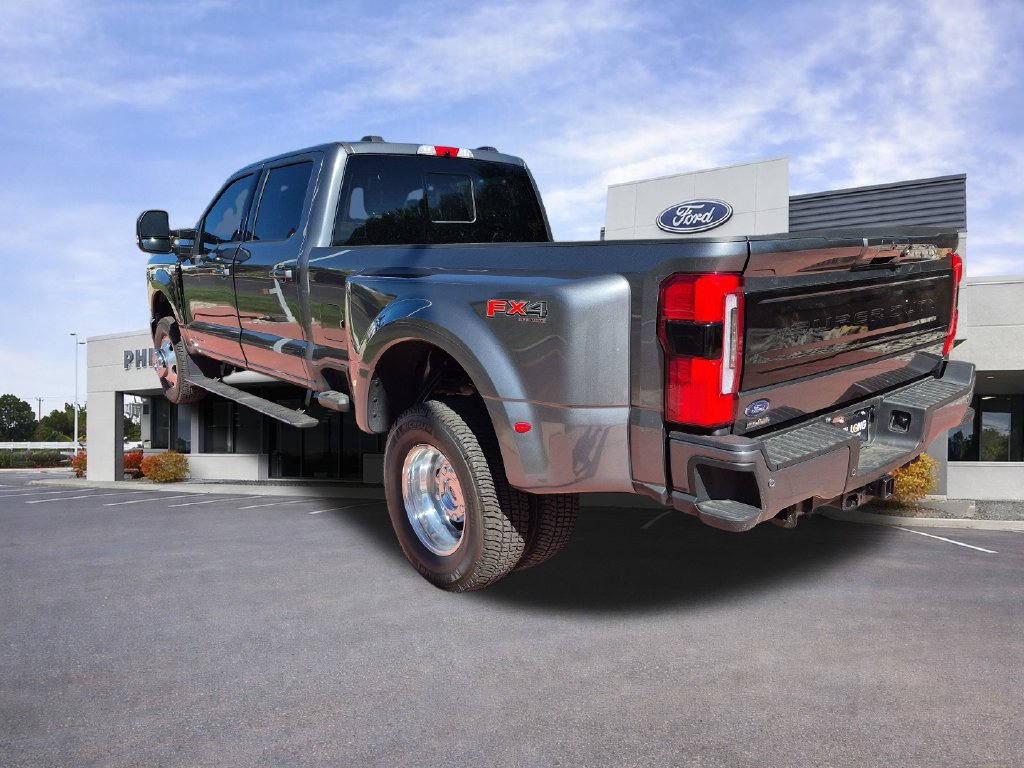 New 2026 Ford F350 Platinum AWD/4WD image 3