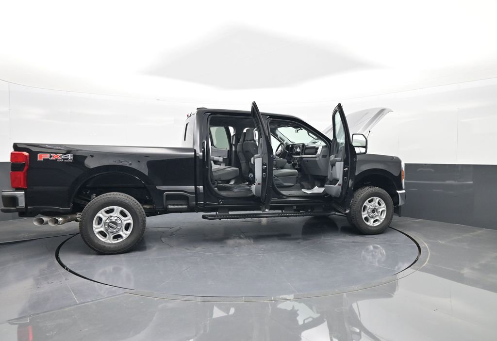 New 2025 Ford F250 XLT w/ 360-Degree Camera Package image 59