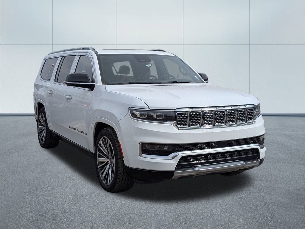 Used 2023 Jeep Grand Wagoneer L Series III image 3