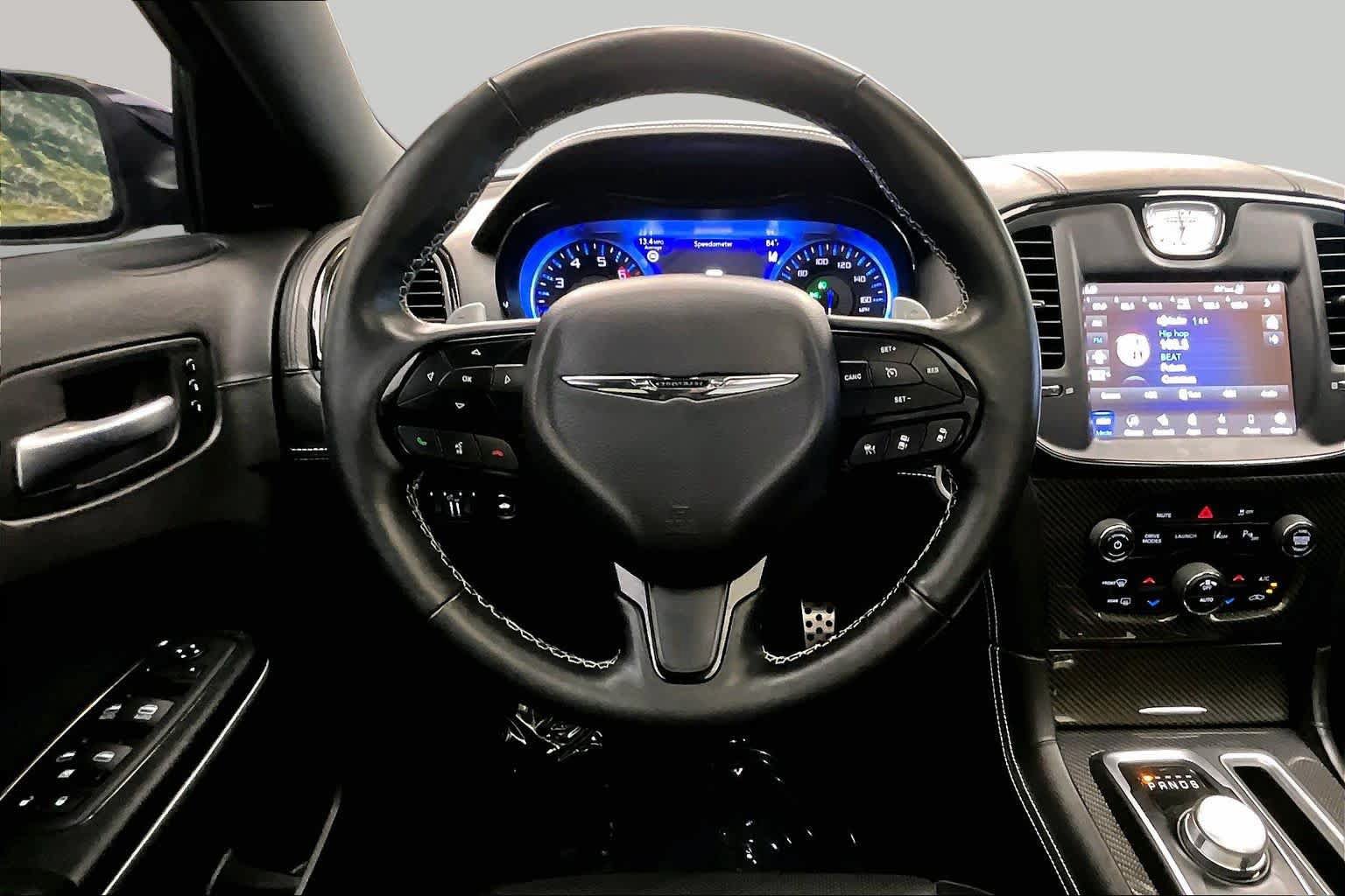Used 2023 Chrysler 300 C RWD image 6