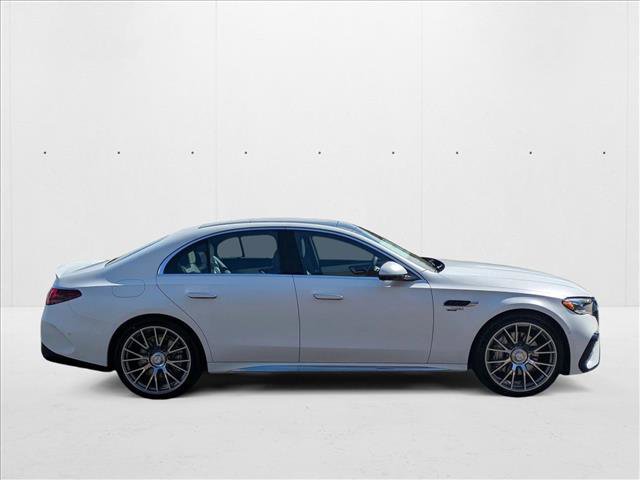 New 2026 Mercedes-Benz E 53 AMG e 4MATIC Sedan image 4