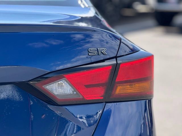 Used 2022 Nissan Altima 2.5 SR FWD image 9