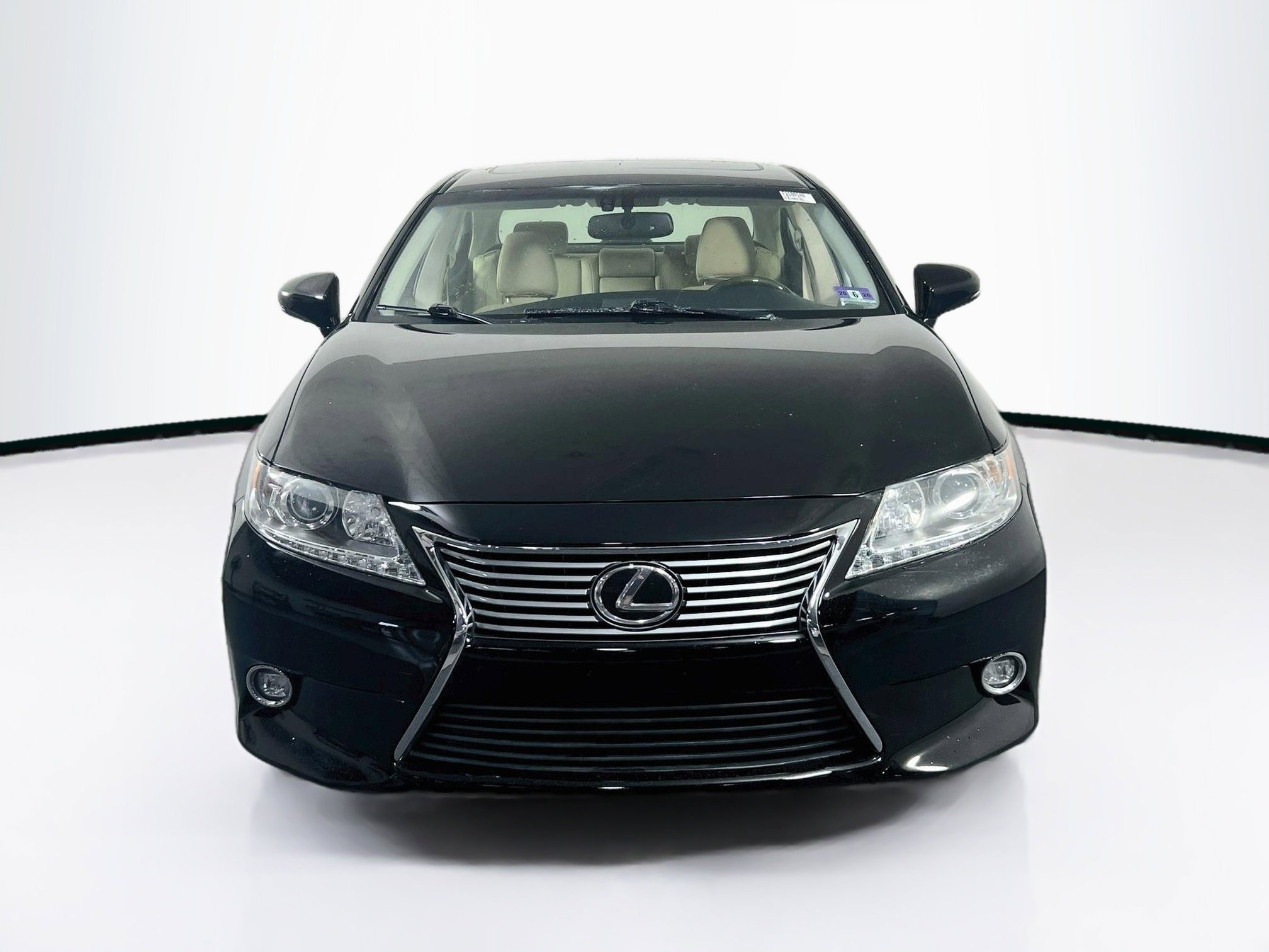 Used 2015 Lexus ES 350 w/ Luxury Package FWD image 2