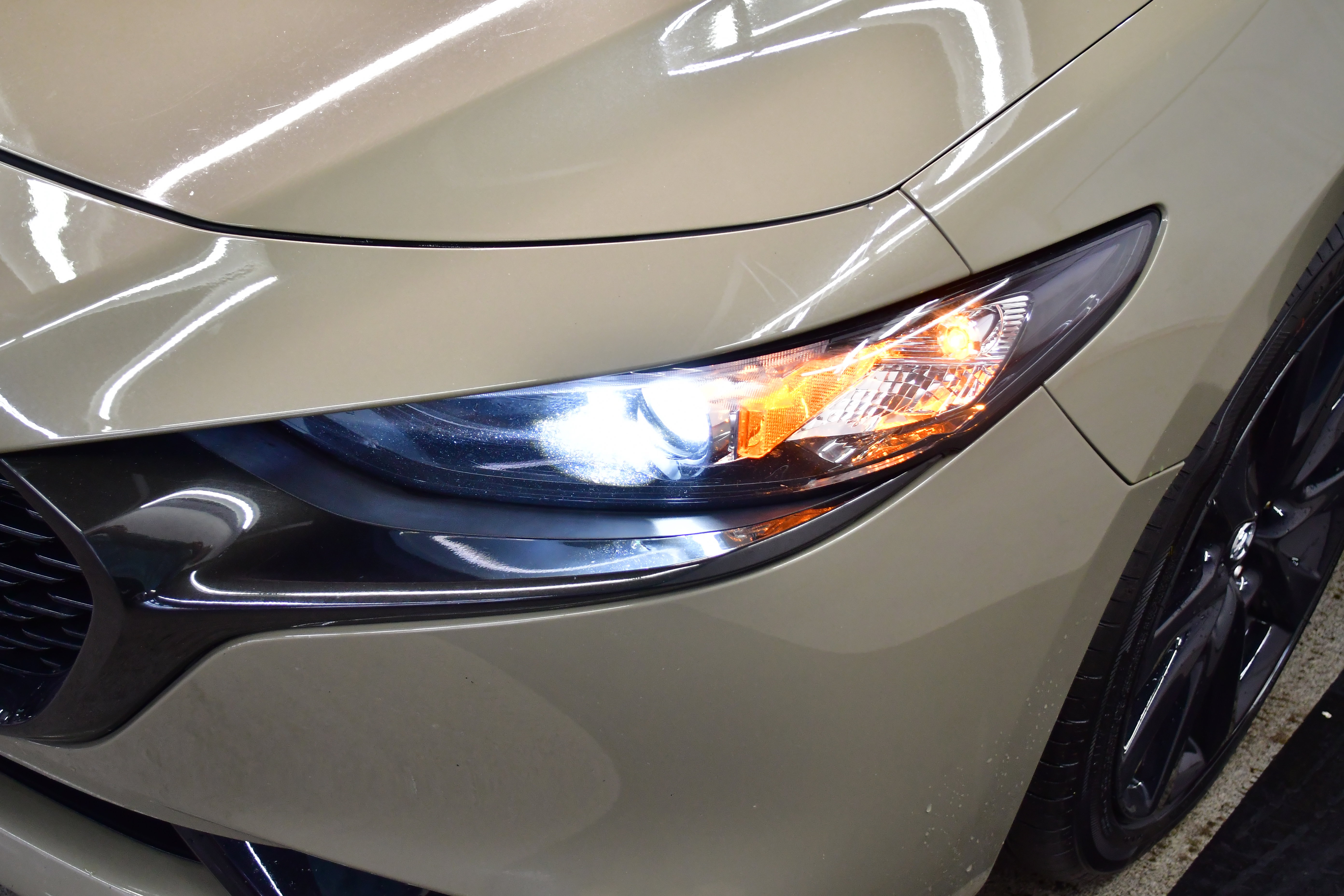 Used 2024 MAZDA MAZDA3 s image 61