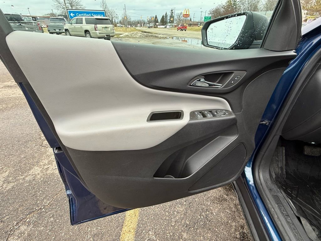 Certified 2023 Chevrolet Equinox LS w/ LS Convenience Package image 13