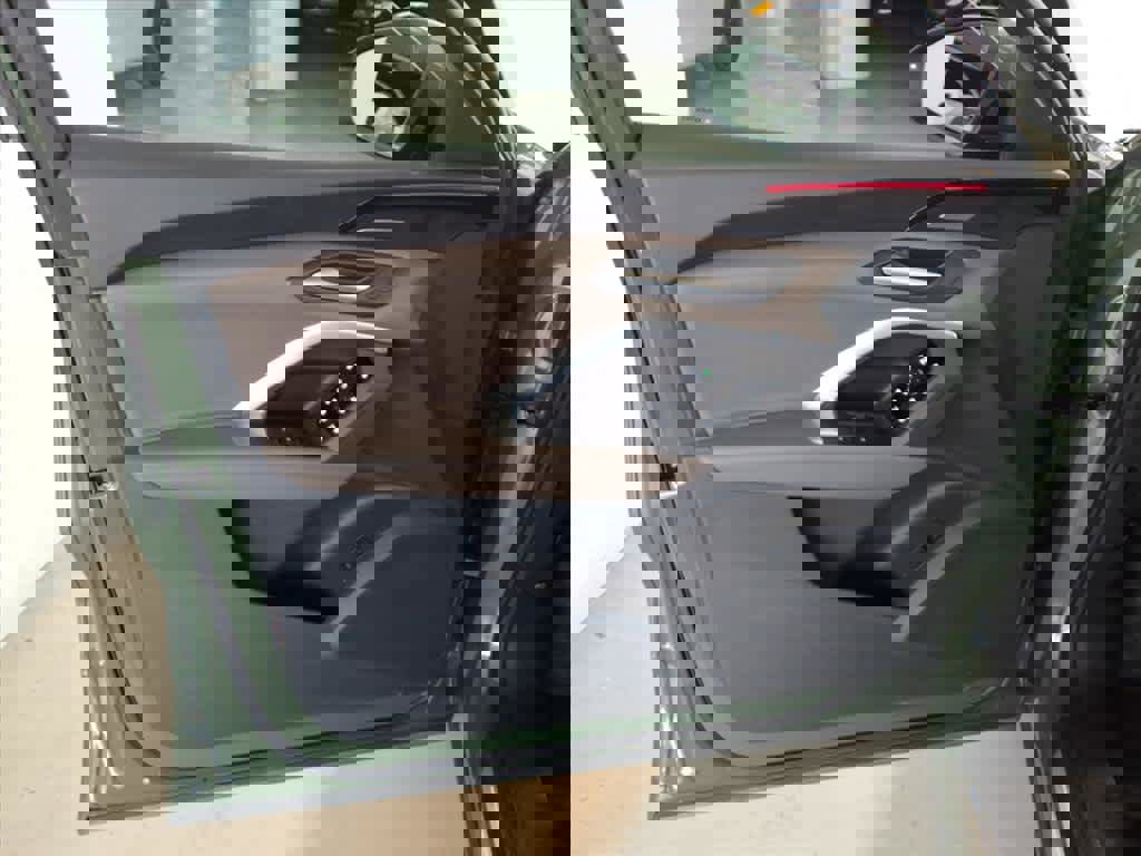 Certified 2025 Audi Q5 Premium Plus w/ Premium Plus image 10