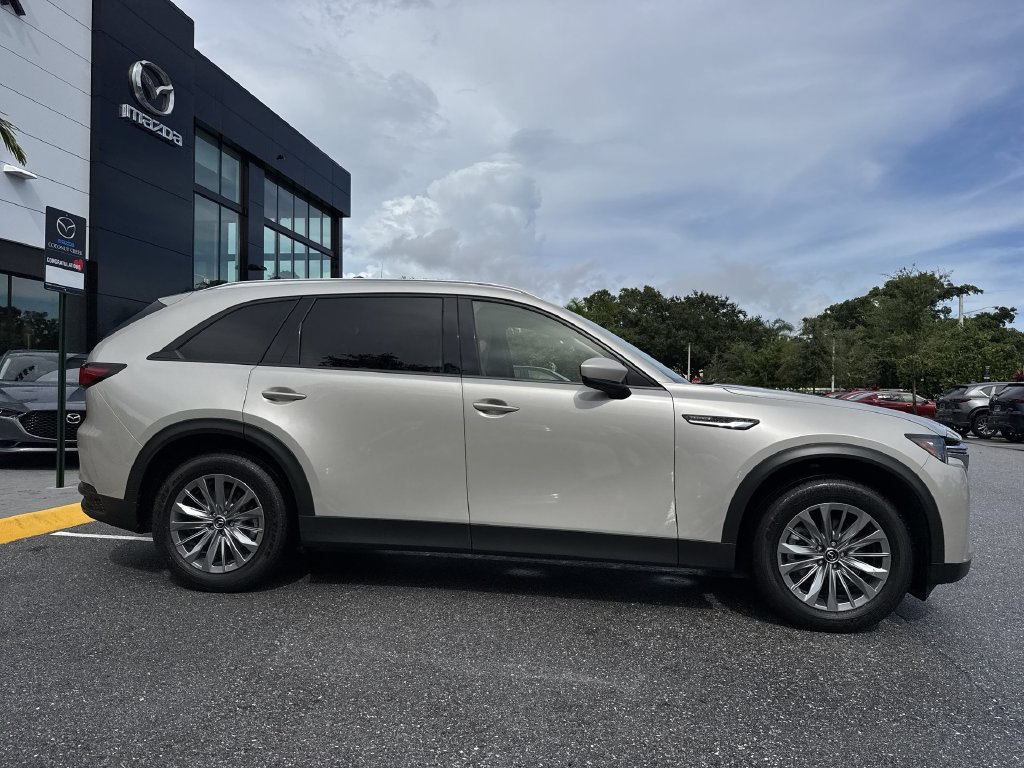 Certified 2025 MAZDA CX-90 3.3 Turbo w/ Preferred Package AWD/4WD image 23