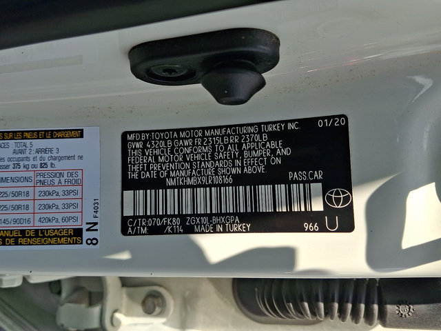 Used 2020 Toyota C-HR XLE FWD image 27