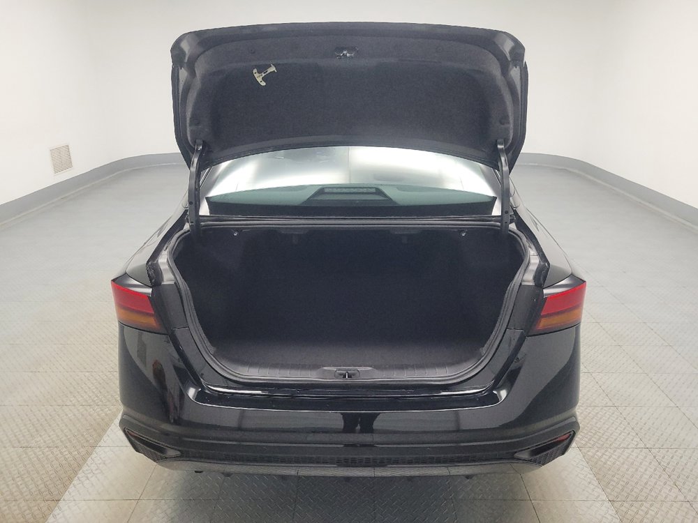 Used 2024 Nissan Altima 2.5 SV image 29