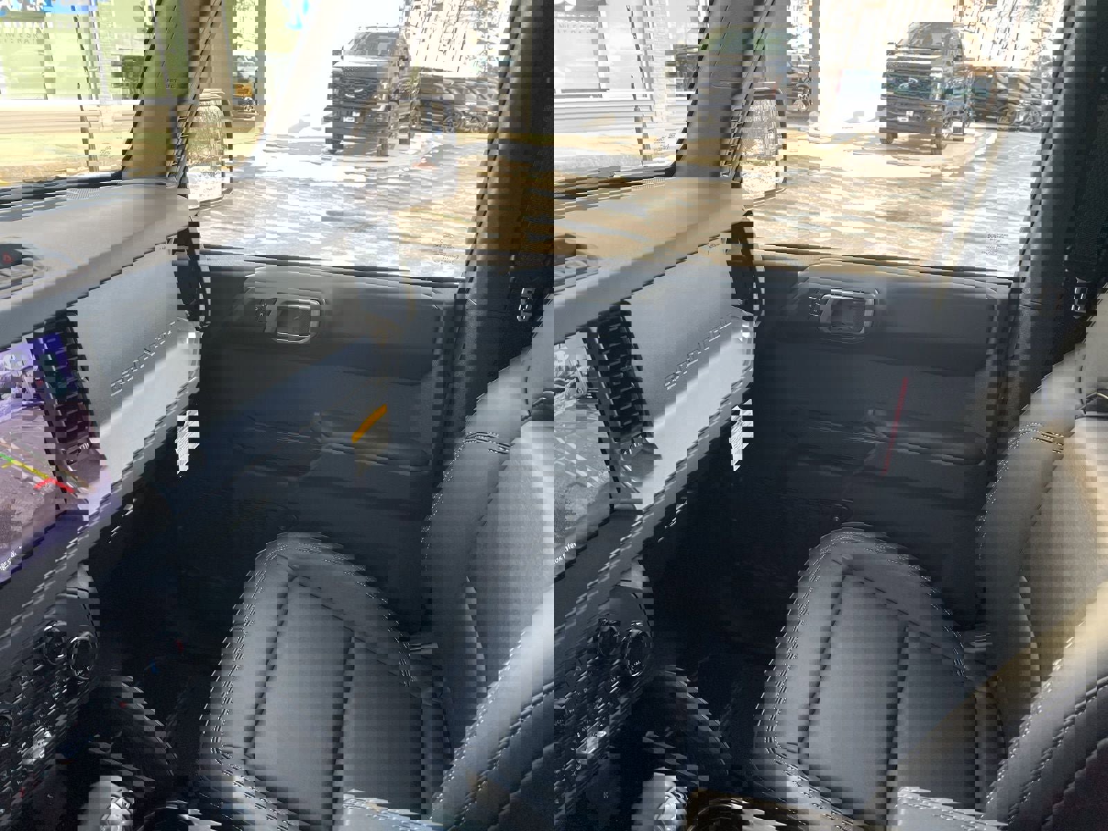 New 2025 Ford Bronco Badlands image 37