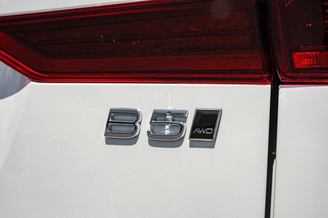 New 2026 Volvo XC60 B5 Ultra w/ Protection Package Premier image 7