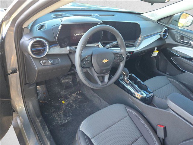 New 2026 Chevrolet Trax LT FWD image 10