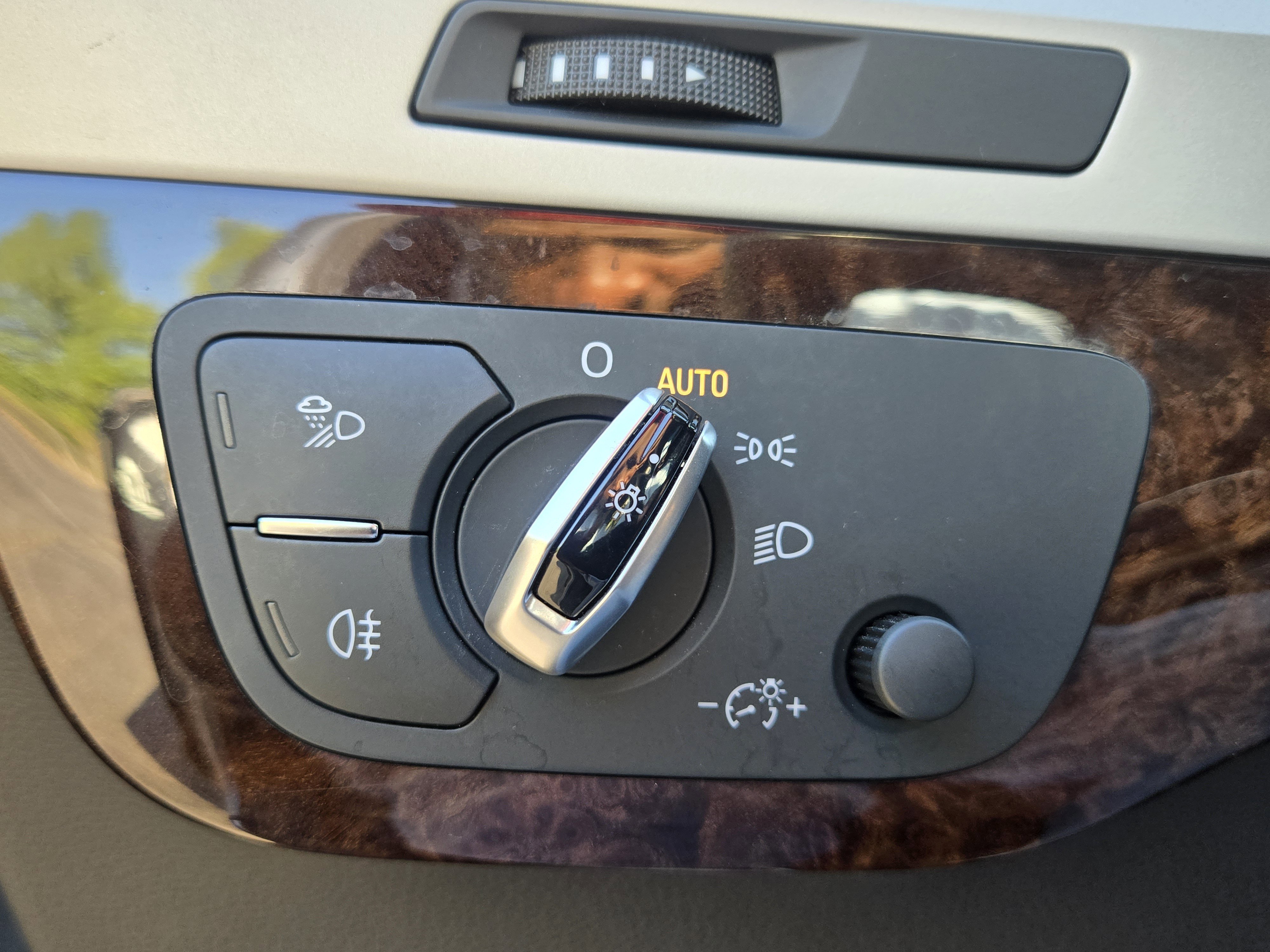 Used 2018 Audi Q7 2.0T Premium AWD/4WD image 9