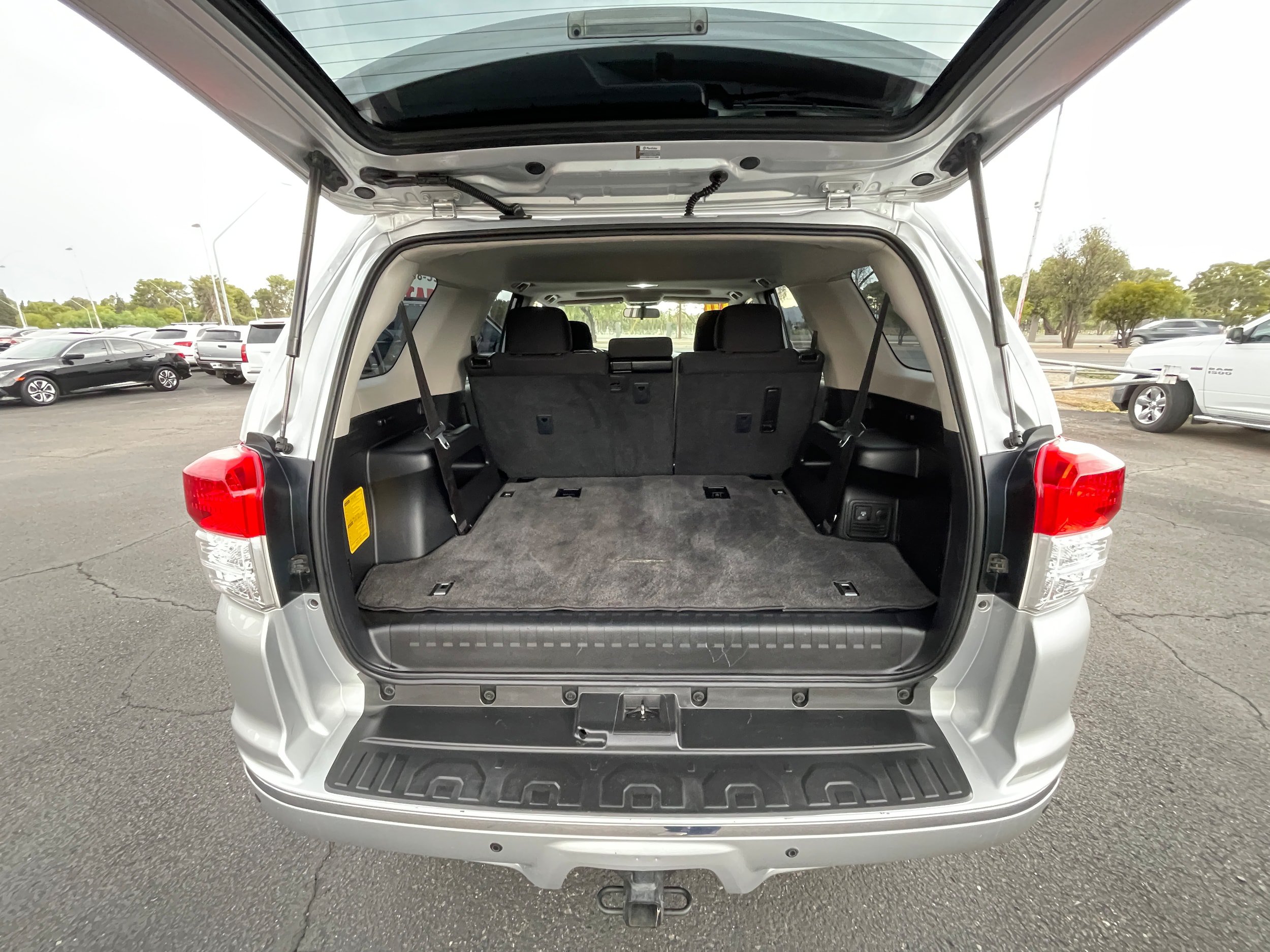 Used 2010 Toyota 4Runner SR5 w/ Convenience Pkg RWD image 22