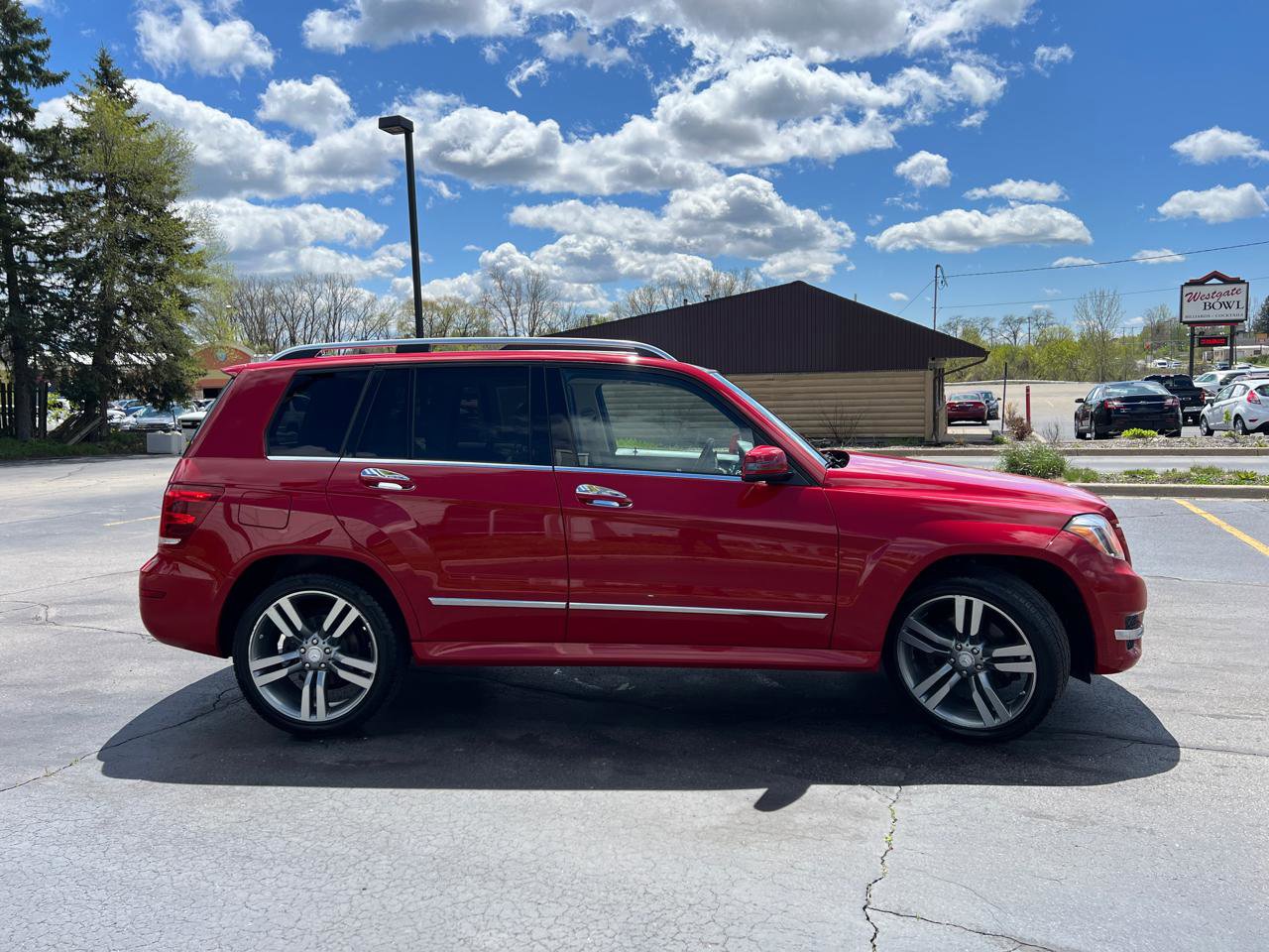 Used 2013 Mercedes-Benz GLK 350 4MATIC image 9