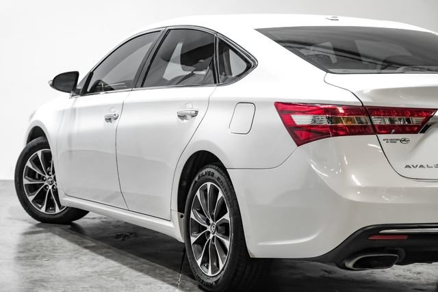 Used 2016 Toyota Avalon XLE FWD image 15