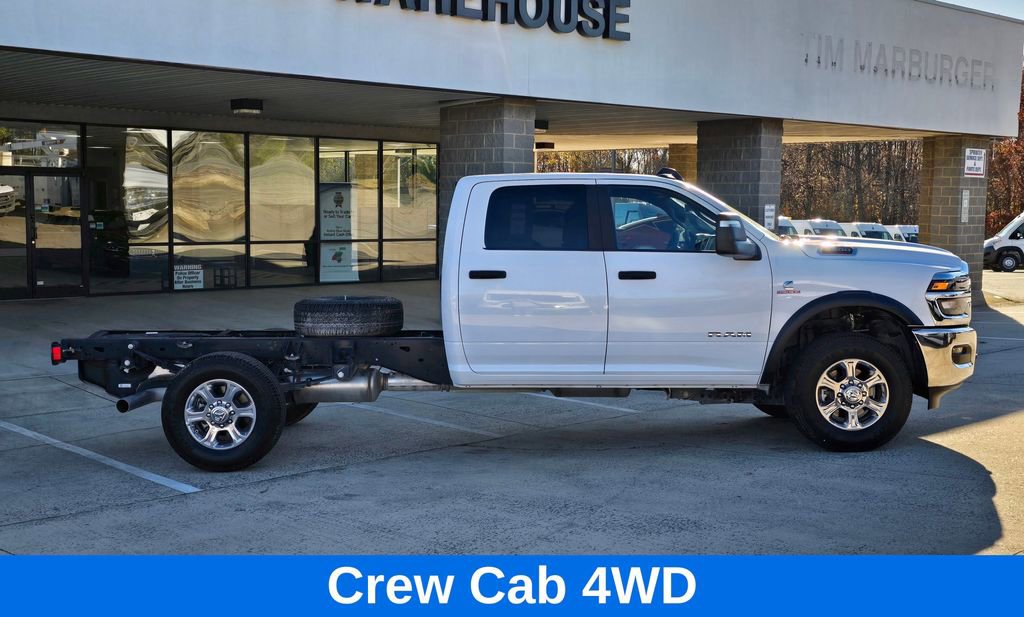 Used 2025 RAM 3500 Big Horn image 3