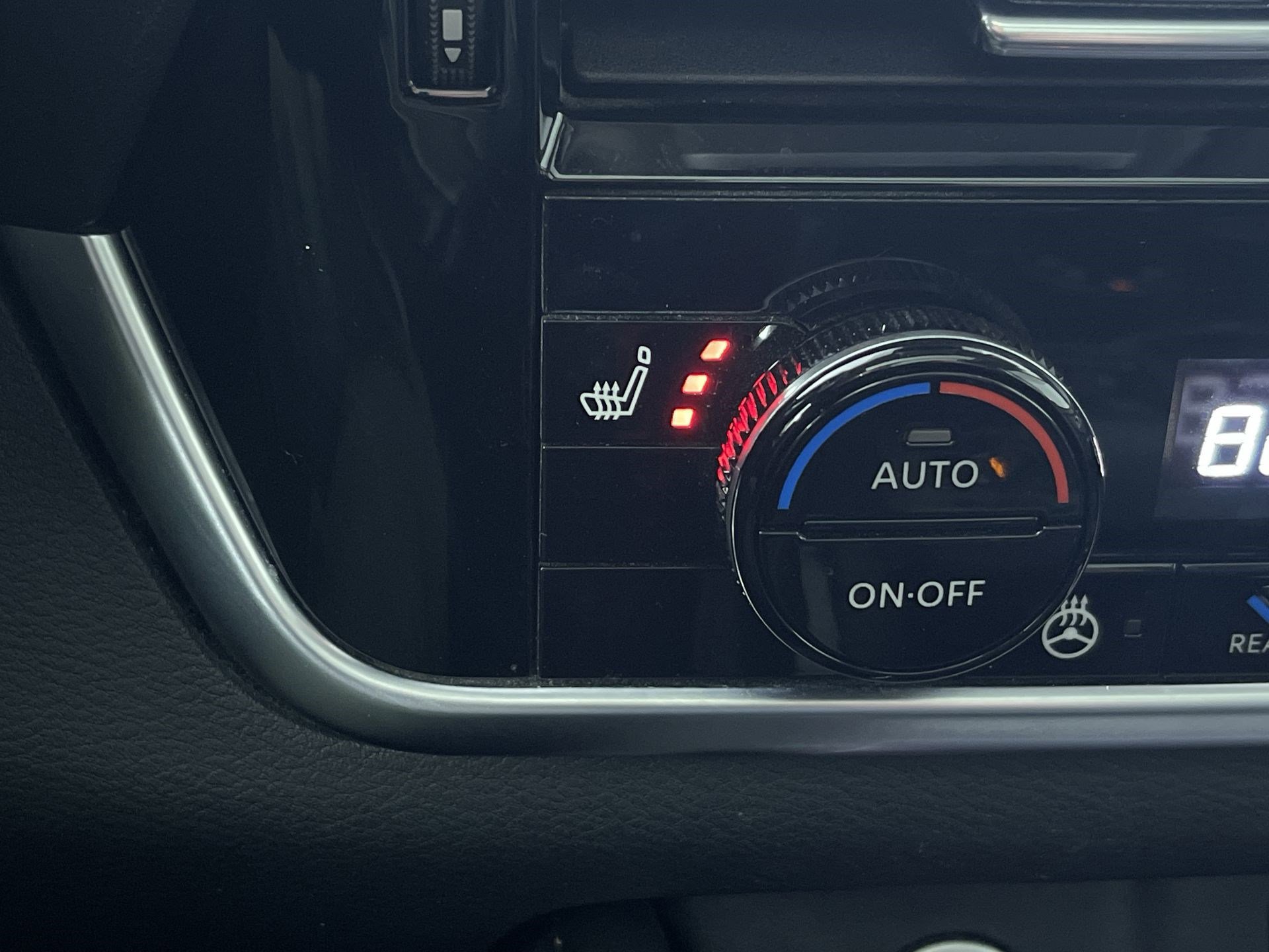 Certified 2023 Nissan Rogue Platinum w/ Platinum Premium Package image 21