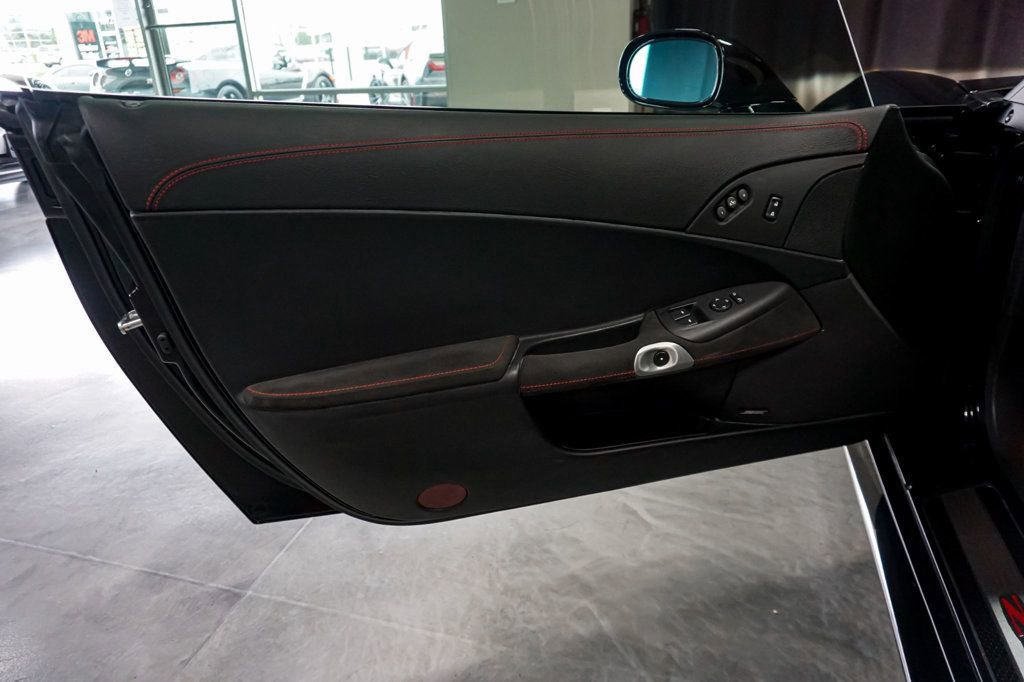 Used 2012 Chevrolet Corvette Z06 w/ 3LZ Preferred Equipment Group image 22