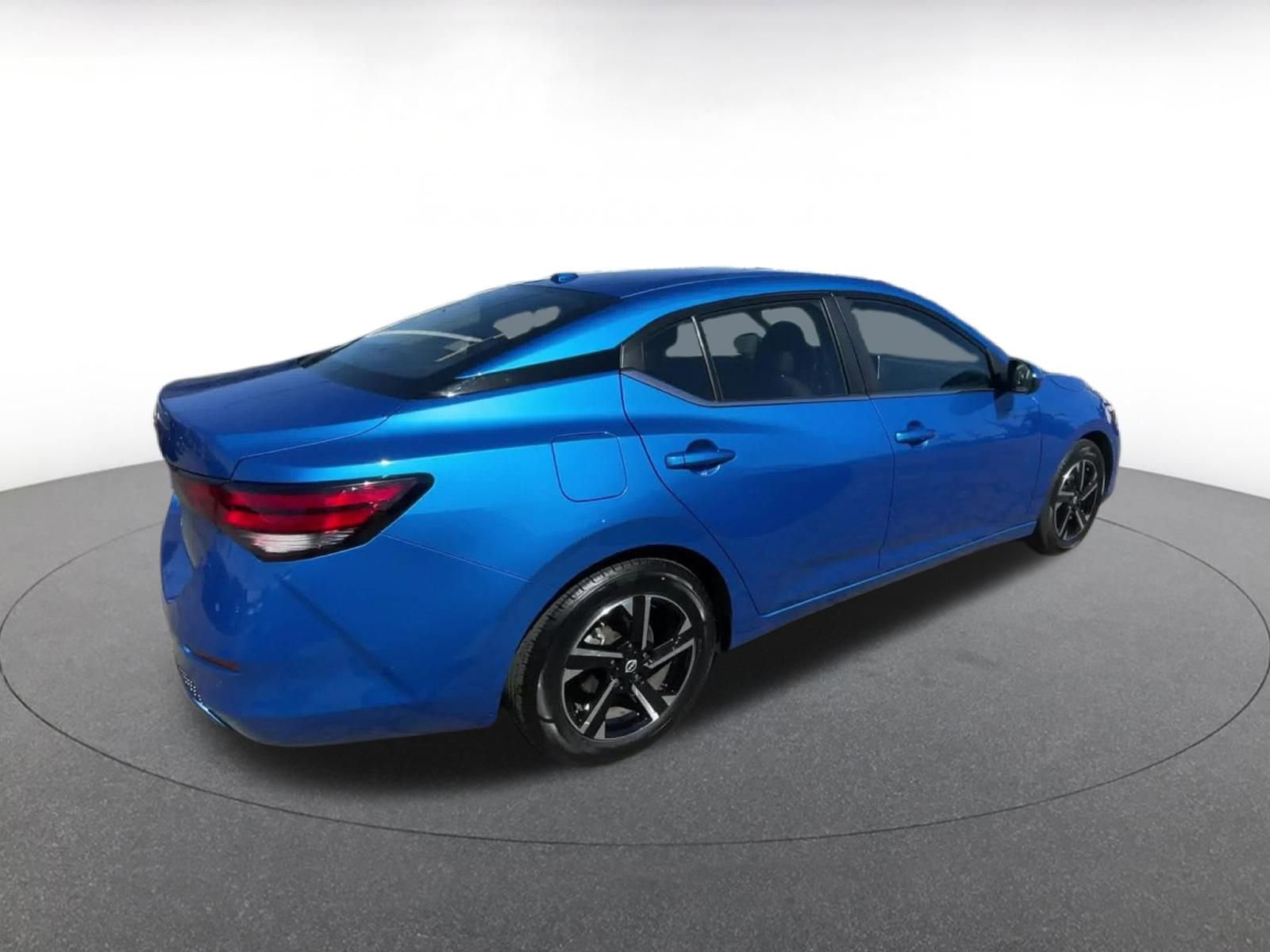 Used 2025 Nissan Sentra SV image 15