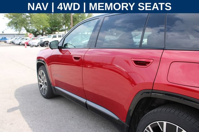 Used 2025 Jeep Wagoneer S Limited w/ Comfort Package AWD/4WD image 47