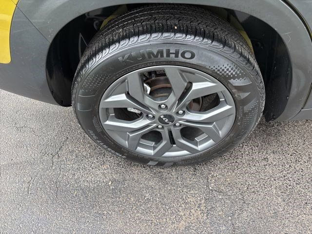 Used 2024 Kia Seltos S FWD image 43