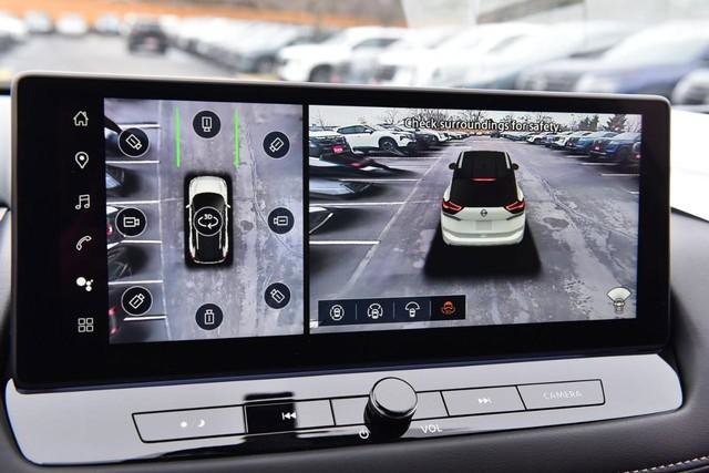 New 2026 Nissan Rogue Platinum image 17