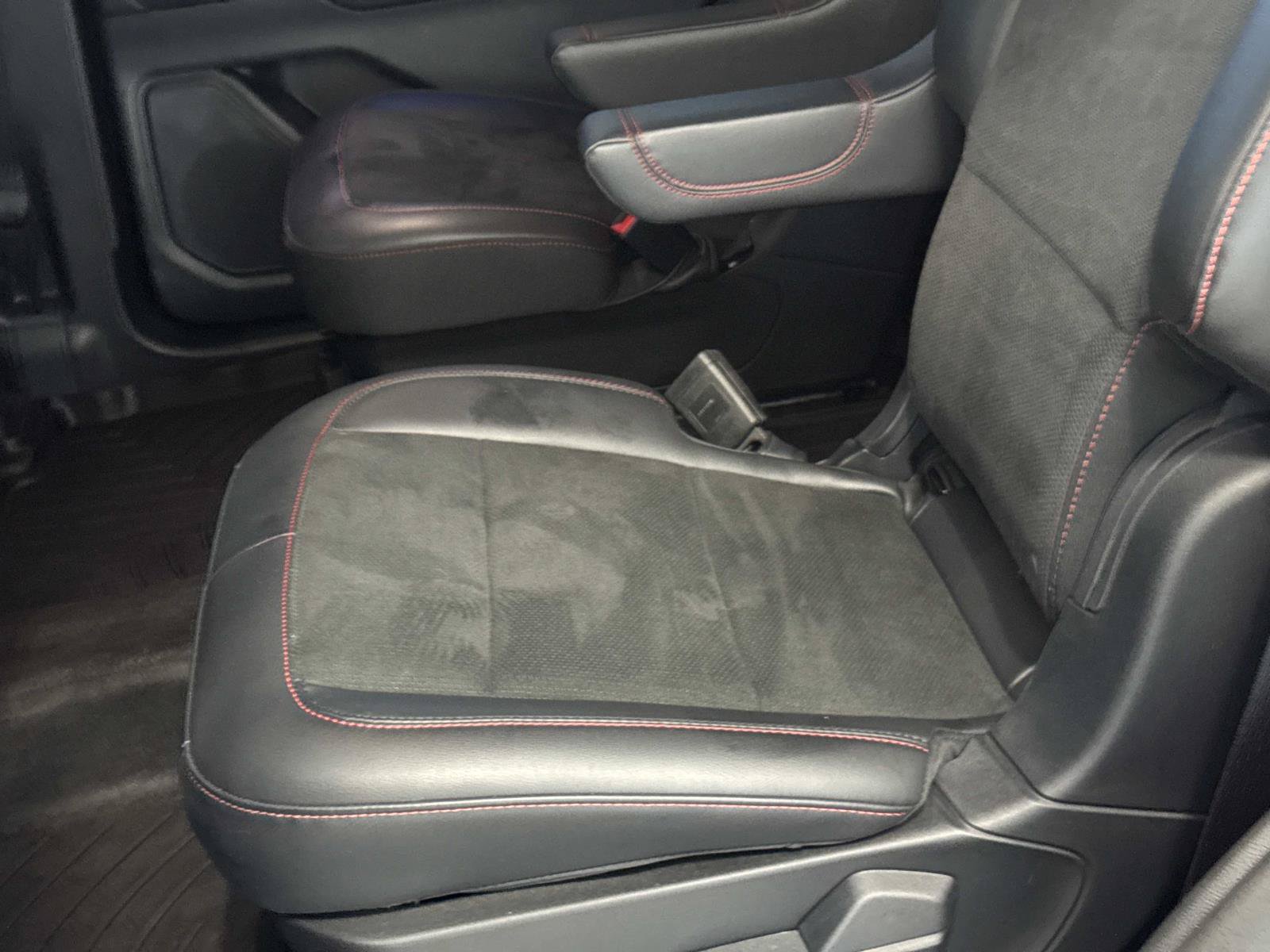 Used 2025 Ford Explorer ST RWD image 5