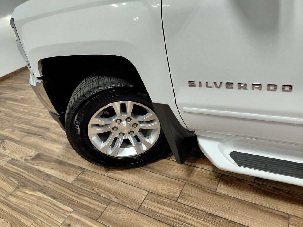 Used 2018 Chevrolet Silverado 1500 LT w/ All Star Edition AWD/4WD image 19