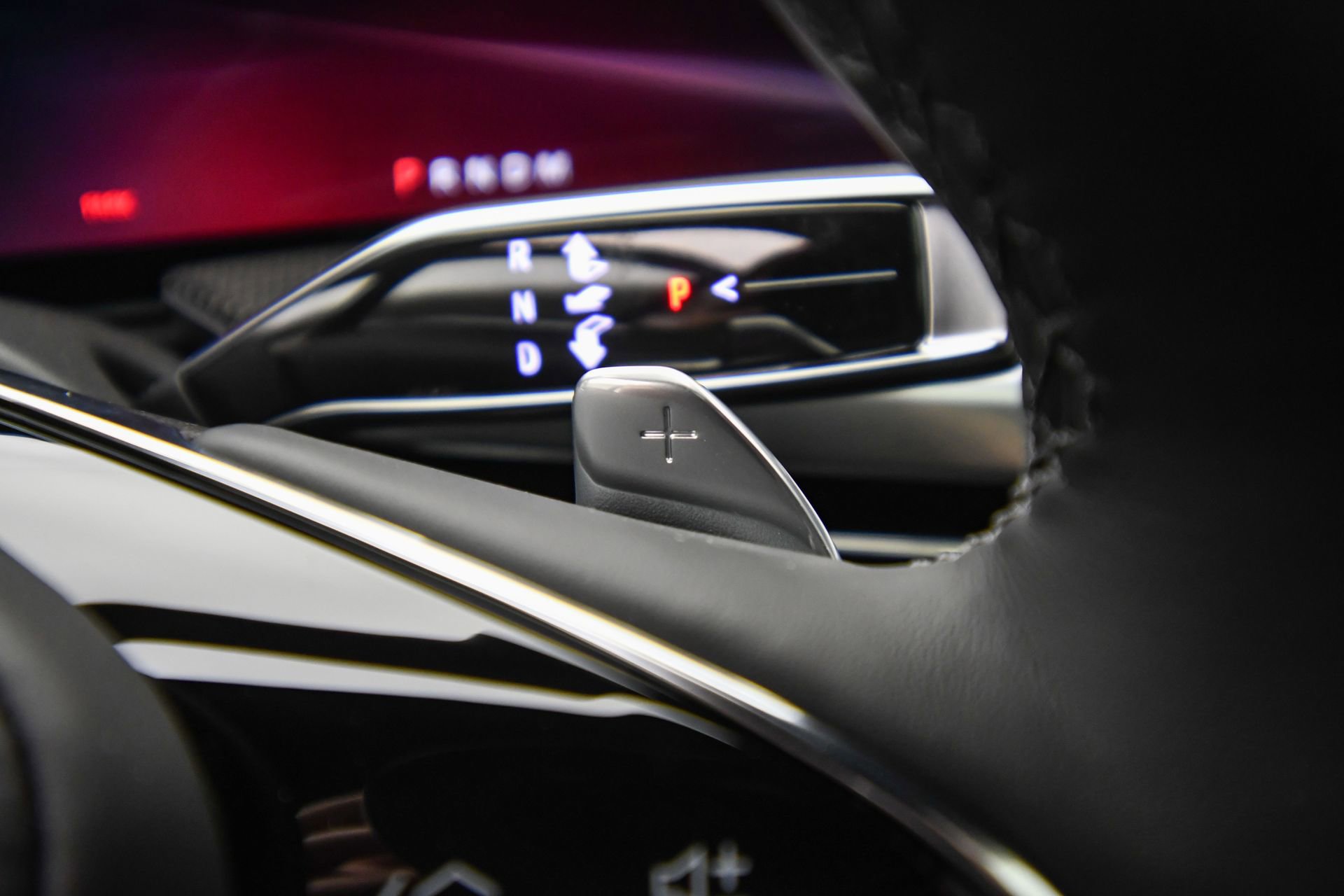 Used 2025 Cadillac Escalade V w/ LPO, ONYX Package image 44